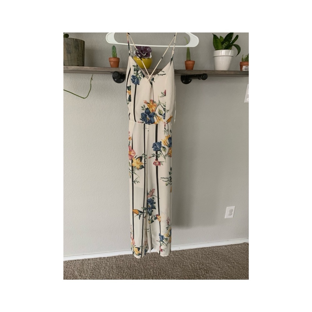 Sienna Sky romper size Small